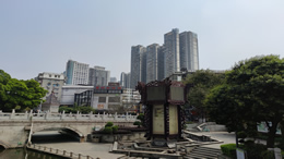 火箭少女杨超越发文称跳皮筋捉泥鳅这些都so easy